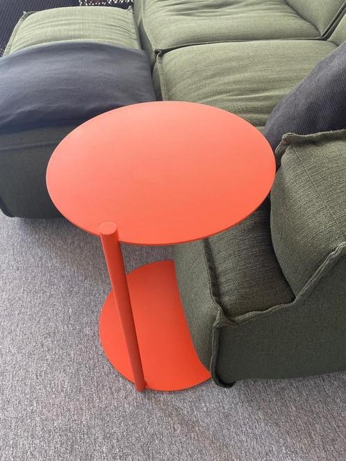 Bijzettafel, Huis en Inrichting, Tafels | Bijzettafels, Zo goed als nieuw, Rond, 45 tot 60 cm, 55 tot 75 cm, Overige materialen