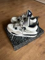 Prachtige Nike Jordan sneakers mt 43 nauwelijks gedragen, Wit, Ophalen of Verzenden, Jordan, Sneakers of Gympen