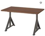 Idåsen Ikea bureau, houten bureaublad en donkergrijze poten, Ophalen, Zo goed als nieuw, Bureau