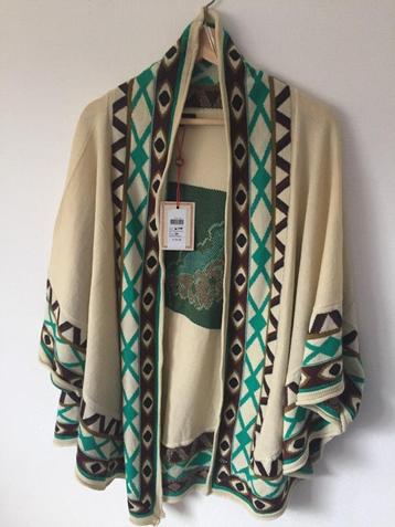 Nieuwe Didi vest/omslagdoek met wol, bohemian, Ibiza-style beschikbaar voor biedingen