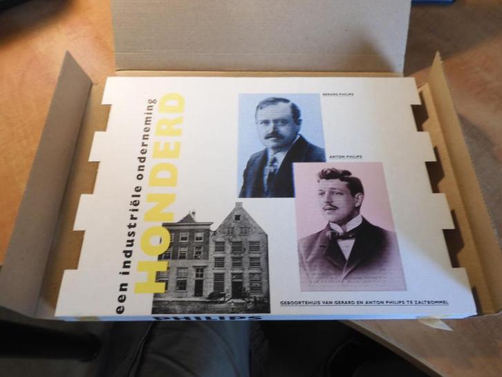 Philips honderd, 1891-1991, Eindhoven, in originele doos, Boeken, Geschiedenis | Stad en Regio, Gelezen, 20e eeuw of later, Ophalen of Verzenden