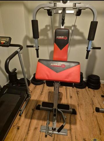 Hometrainer / krachtstation en fitness fiets beschikbaar voor biedingen