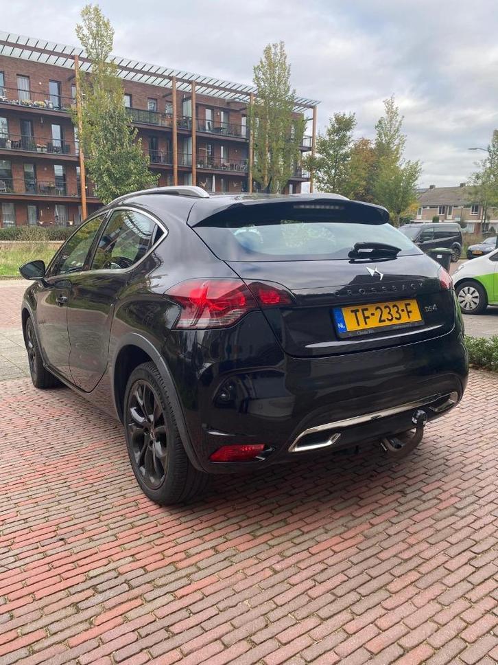 DS 4 1.2 VTI 96KW 2017 Zwart, Auto's, DS, Particulier, DS 4, ABS, Achteruitrijcamera, Airbags, Airconditioning, Alarm, Bluetooth
