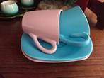 Kop en schotel in mat lila en blauw, Antiek en Kunst, Antiek | Servies los, Ophalen
