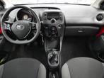 TOYOTA Aygo 1.0 VVT-i 72pk 5D x-fun | Airco | Bluetooth | Le, 12 maanden, Stof, Gebruikt, Euro 6