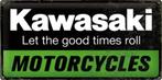 Kawasaki Motorcycles.  Metalen wandbord in reliëf 25 x 50 cm, Ophalen of Verzenden, Nieuw, Reclamebord