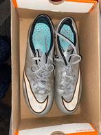 Nike Cristiano Ronaldo voetbalschoenen - Maat 42.5, Ophalen of Verzenden, Gebruikt, Schoenen