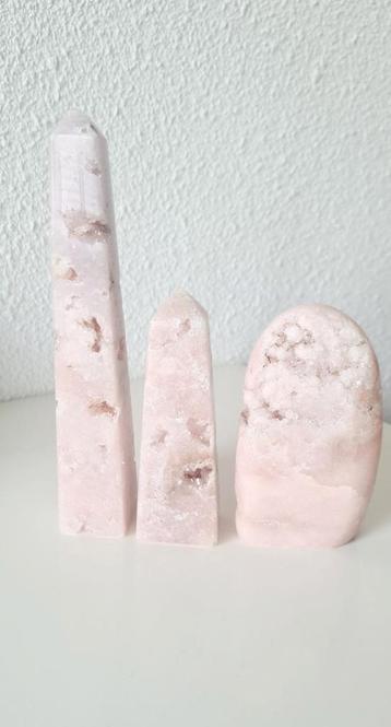 Roze amethist setje beschikbaar voor biedingen