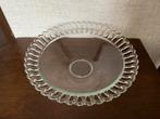 Schaal met Opengewerkte Rand - Prachtig Design, Antiek en Kunst, Ophalen of Verzenden
