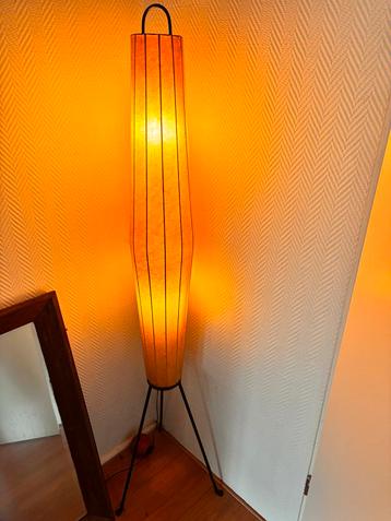 Vintage Lugano vloerlamp jaren 60/70 beschikbaar voor biedingen