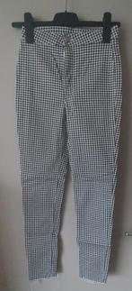 Broek van Divided, maat 34, Kleding | Dames, Broeken en Pantalons, H&M, Zwart, Ophalen of Verzenden, Zo goed als nieuw