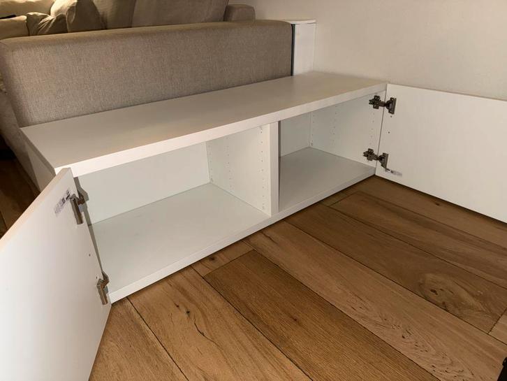 Ikea besta kast, Huis en Inrichting, Kasten | Overige, Zo goed als nieuw, Ophalen