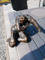 Zware bronzen sculptuur van poserende vrouw, Ophalen of Verzenden