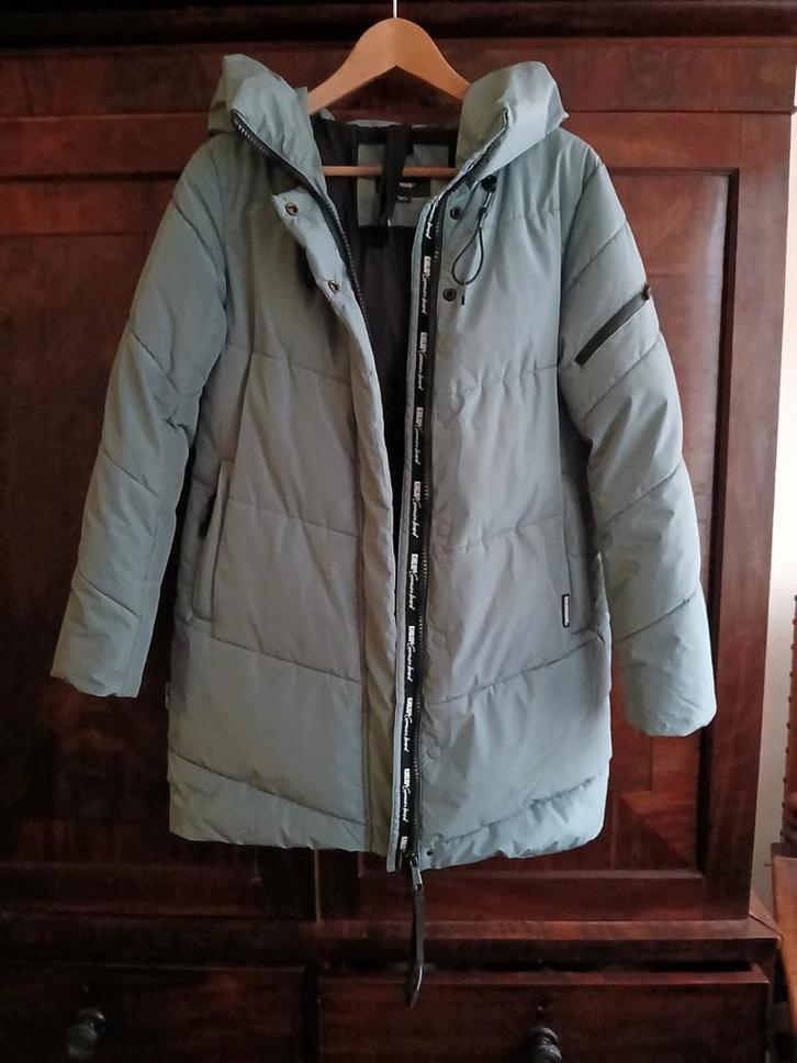 Mooie jas van Khujo, Kleding | Dames, Jassen | Winter, Zo goed als nieuw, Maat 34 (XS) of kleiner, Verzenden