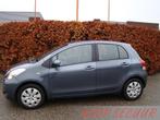 Toyota Yaris 1.3 VVTi Automaat Aspiration, Auto's, 101 pk, Gebruikt, 750 kg, 4 cilinders