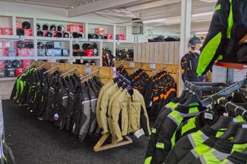 Motorkledingoutlet! Dames en heren! Ruime voorraad! beschikbaar voor biedingen