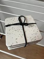 Onderzetters, Ophalen of Verzenden, Zo goed als nieuw, Glas of Kopje