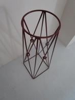 Bordeauxrode plantenstandaard / plantenrek, Ophalen, Halfschaduw, Minder dan 100 cm