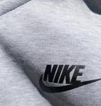 nike tech fleece grijs, Verzenden, Zo goed als nieuw, Grijs