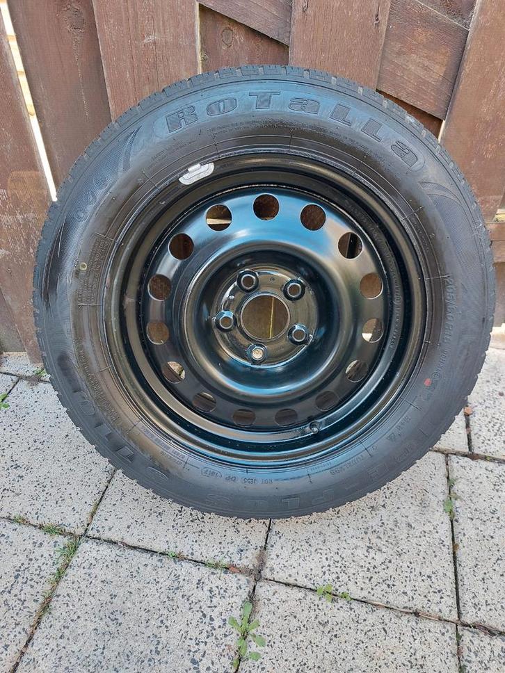 Winterbanden met Velg 205/60R16, Auto-onderdelen, Banden en Velgen, Banden en Velgen, Winterbanden, 16 inch, 205 mm, Personenwagen