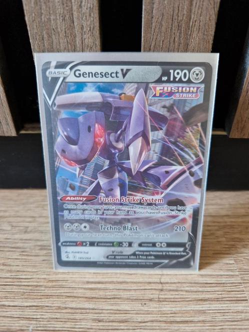 Genesect V 185/264 Sword&Shield Fusion Strike Pokemon, Hobby en Vrije tijd, Verzamelkaartspellen | Pokémon, Zo goed als nieuw