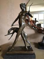 bronzen jacht Diana godin m windhond greyhound hazewindhond, Antiek en Kunst, Ophalen of Verzenden