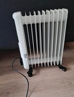 Olie radiator verrijdbaar. Nieuw!!, Doe-het-zelf en Verbouw, Verwarming en Radiatoren, Ophalen, 30 tot 80 cm, Radiator, Nieuw