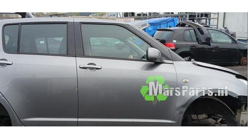 Portier 4Deurs rechts-voor van een Suzuki Swift, Auto-onderdelen, Carrosserie en Plaatwerk, Deur, Suzuki, Gebruikt, 3 maanden garantie