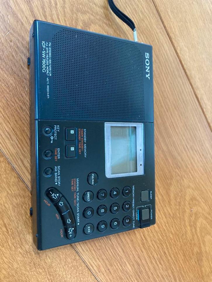 Sony world band ontvanger ICF-SW7600G, Audio, Tv en Foto, Radio's, Zo goed als nieuw, Wereldontvanger, Ophalen
