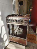 Gasfornuis met oven (Vintage). GRATIS!, Witgoed en Apparatuur, Fornuizen, Ophalen, Gebruikt, 4 kookzones, Gas