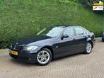 BMW 3-serie 318i /AUTOMAAT/XENON/LEER/STVERWRMNG/MEMORY/, Automaat, Achterwielaandrijving, Blauw, Bedrijf
