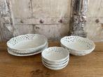 Vintage bohemian Ajour servies - wit met kant randje -, Antiek en Kunst, Antiek | Servies los, Ophalen of Verzenden