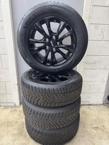 Winterbanden Suzuki Vitara | 215/60 R16 | Lichtmetalen velg beschikbaar voor biedingen