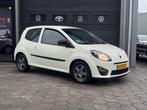 Renault Twingo 1.2-16V Collection - Airco - Lage km/N.a.p -, Auto's, Renault, Gebruikt, Beige, 4 stoelen, Origineel Nederlands