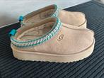 UGG beige dames pantoffels W Tazz, mt 38, UGG, Beige, Ophalen of Verzenden, Zo goed als nieuw