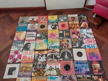 Singles, 65 stuks,  beschikbaar voor biedingen