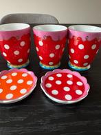 Oilily kopjes + theezakjeshouder, Huis en Inrichting, Keramiek, Ophalen of Verzenden, Zo goed als nieuw, Overige stijlen