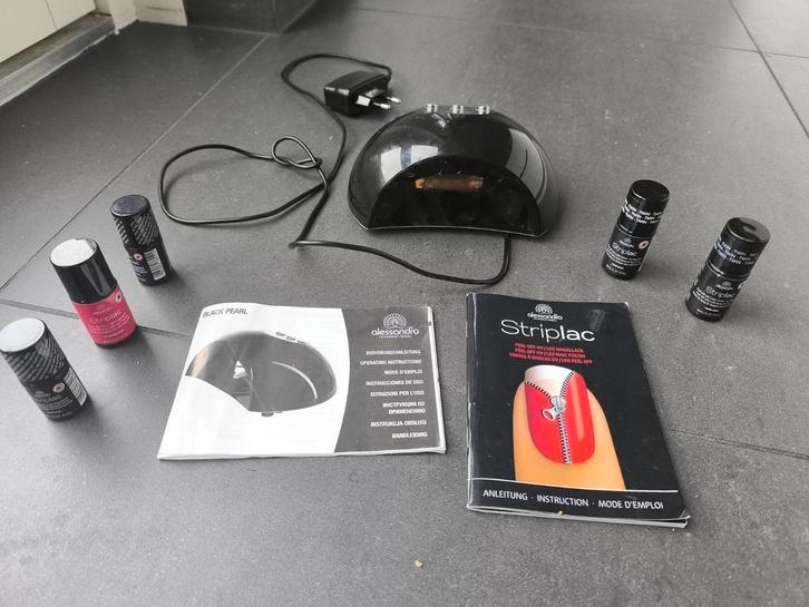 Alessandro Striplac Set + Lamp, Sieraden, Tassen en Uiterlijk, Uiterlijk | Cosmetica en Make-up, Ophalen of Verzenden