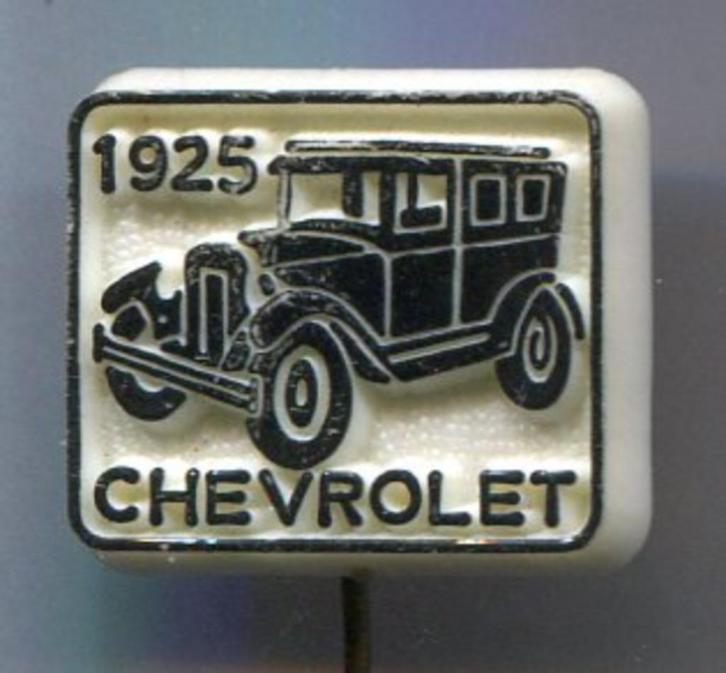 Chevrolet zwart op wit plastic auto speldje ( A_156 ), Verzamelen, Speldjes, Pins en Buttons, Nieuw, Speldje of Pin, Transport