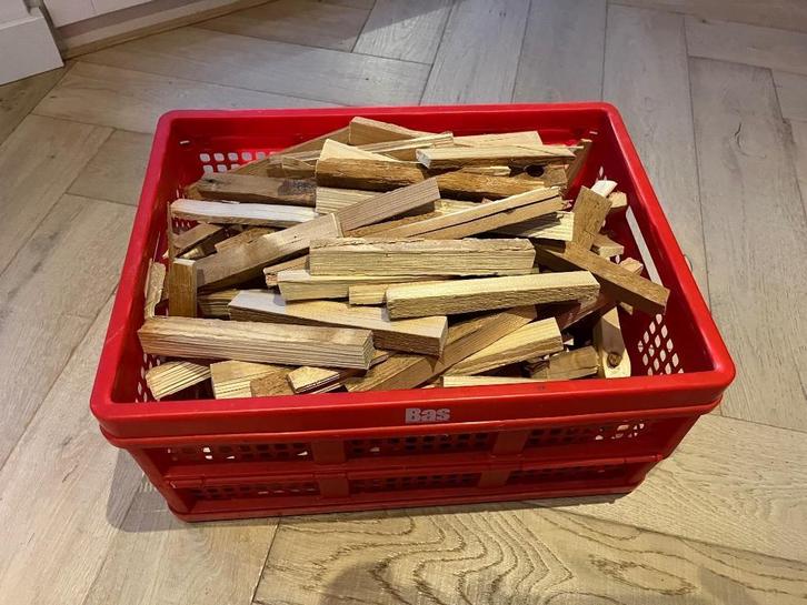 Aanmaakhoutjes voor houtkachel en open haard, Tuin en Terras, Haardhout, Overige houtsoorten, Minder dan 3 m³, Ophalen