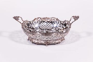 Hollands Zilveren broodmand, 1918 beschikbaar voor biedingen