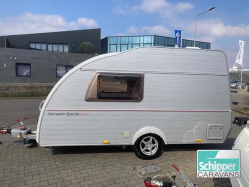 Kip Kompakt 37EK, Caravans en Kamperen, Caravans, Bedrijf, 500 - 750 kg, Treinzit, Kip, Dwarsbed, 5 tot 6 meter, Hordeur, Kachel