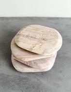 4 onderzetters beige steen, Huis en Inrichting, Woonaccessoires | Onderzetters, Ophalen of Verzenden, Zo goed als nieuw, Glas of Kopje