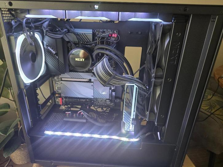 PC, Computers en Software, Desktop Pc's, Zo goed als nieuw, 4 Ghz of meer, 32 GB, Gaming, Ophalen
