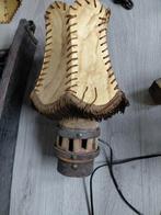 Vintage Lamp van een as van een houten wiel., Gebruikt, Vintage, Ophalen of Verzenden, Minder dan 100 cm