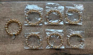 Armbandjes met Hondenpootje -  7st beschikbaar voor biedingen