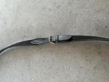Zwarte teugels 140 cm beschikbaar voor biedingen