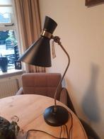 Nieuwe lamp.zwart, Huis en Inrichting, Lampen | Vloerlampen, Ophalen of Verzenden, Zo goed als nieuw