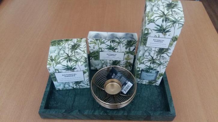 Natuursteen plateau met geurtjes en kaars, Huis en Inrichting, Woonaccessoires | Schalen en Manden, Nieuw, Schaal, Rechthoekig