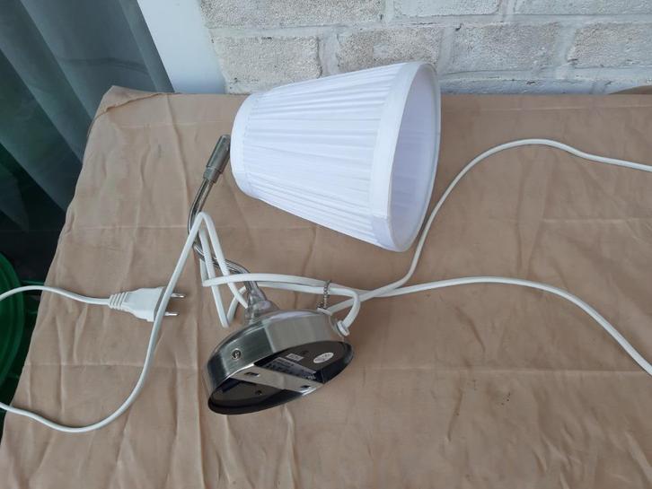 Wandlamp, ÅRSTID, vernikkeld, witte kap., Huis en Inrichting, Lampen | Wandlampen, Zo goed als nieuw, Metaal, Stof, Overige materialen